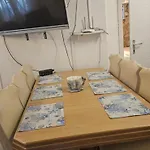 Apartament P Stil Sukošan