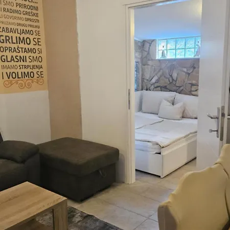 P Stil Apartamento Sukošan